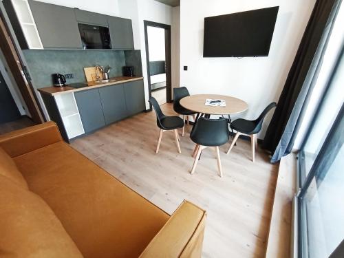 Dapur atau dapur kecil di APARTAMENTY PIASKOWE BŁĘKITNA