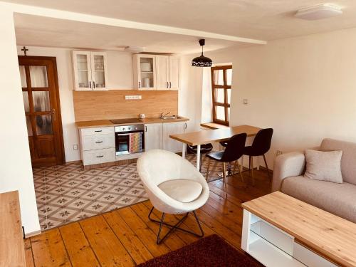Kuchyň nebo kuchyňský kout v ubytování Apartmán Václavská 109