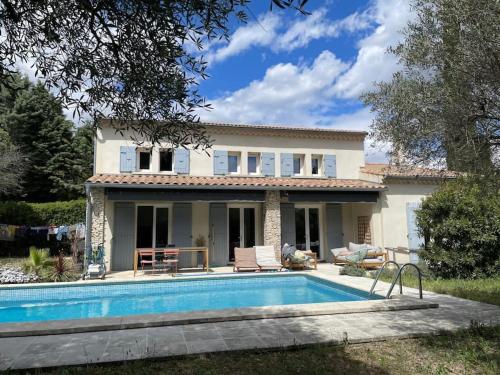 villa en provence avec piscine