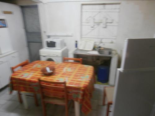 Cuisine ou kitchenette dans l'établissement Karaïb'Obertan