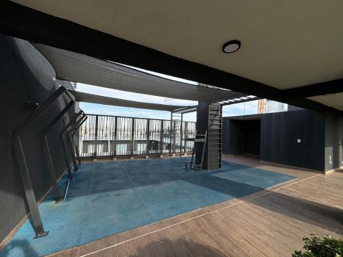 สระว่ายน้ำที่อยู่ใกล้ ๆ หรือใน Departamento Estudio Santiago