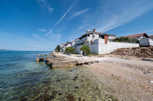 Apartments by the sea Bibinje - Zadar - 22508