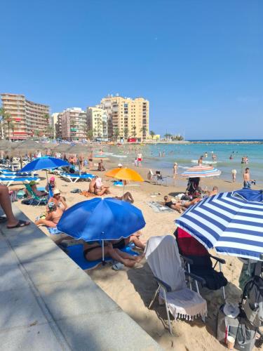 La Casa De Mi Madre - 2 bed flat in the heart of Torrevieja