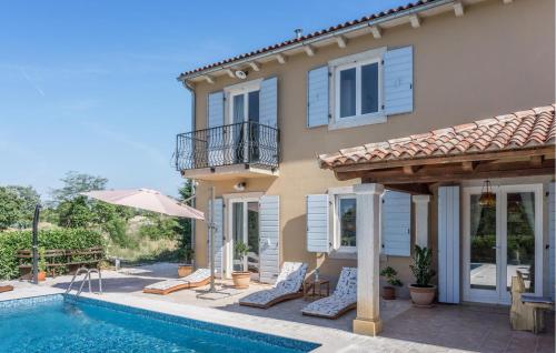 Πισίνα στο ή κοντά στο Nice Home In Smoljanci With Wifi