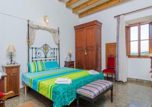 Gallery image of Son Costa, villa típica mallorquina con piscina in Montuiri