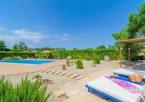 Gallery image of Son Costa, villa típica mallorquina con piscina in Montuiri