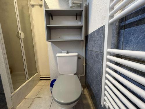 Appt 2P 6 pers avec piscine et parking à Port Camargue