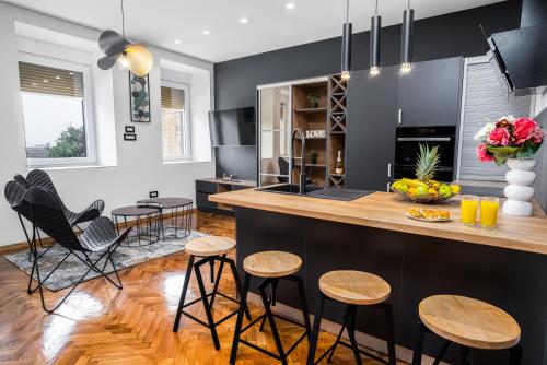 Atelier Apartments