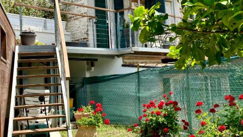 Gambar di galeri bagi N275 - Numana, trilocale in centro con delizioso giardino di Numana