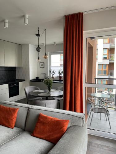 Wrocławska 53 - Duży i Wygodny apartament