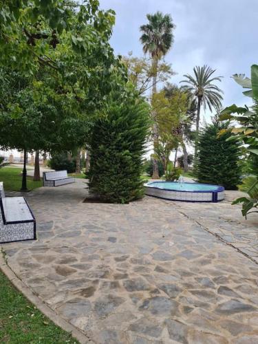 Apartment 5 mins from the beach with pool