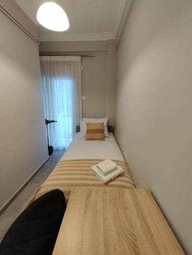Acropoli 2 Bedroom Flat with Rooftop Acropolis View