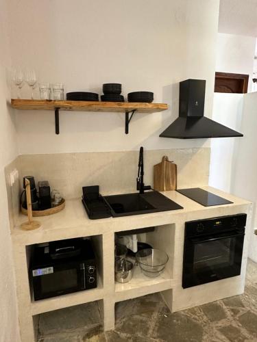 Gallery image of Γεράνι Suite in Ktima Gerostathi in Polykhrono