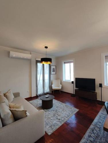 Monastiraki - Acropolis View Artistic Apartment