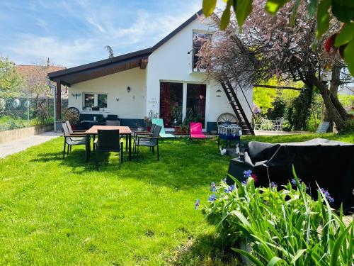 Maison « jardin la cigogne »