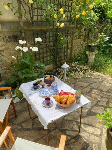 Photo de la galerie de l'établissement Tout le charme d une maison mancelle, au Mans