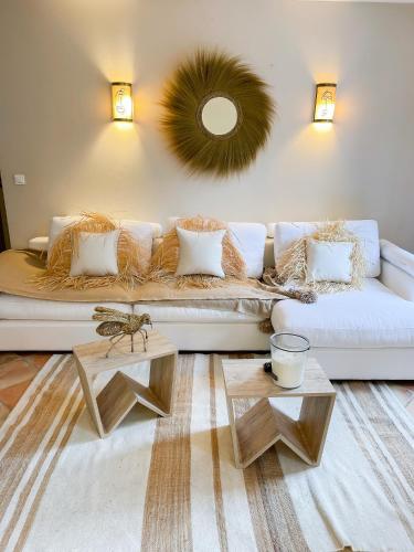 Photo de la galerie de l'établissement Villa DESIGN de 100 m2 Gassin - Bastide en pierre, à Gassin