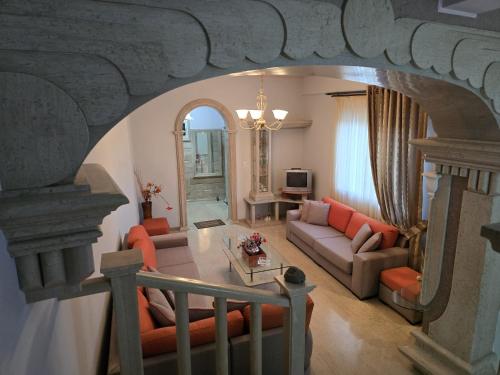 Posezení v ubytování Marble Wonder Home