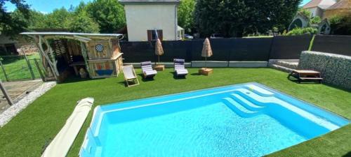 Maison neuve proche station de ski, 10 couchages, tout confort