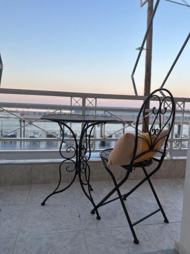 Balkoni atau teres di The Art House By The Sea