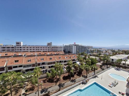 Central Charm - Las Americas