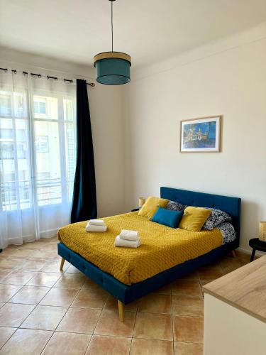 GRAND APPARTEMENT A 5 MINUTES DE LA MER