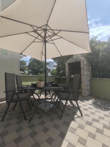 Novalja Center - Maris