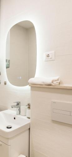 Luxury City Center House