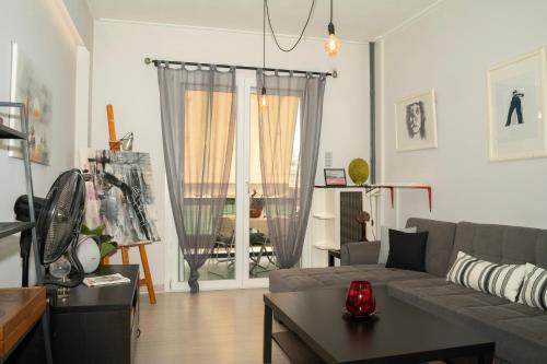 The Angel Suite by The Grid Collective, 1Gbps Fiber, 3' Metro, Executive Art-Stay