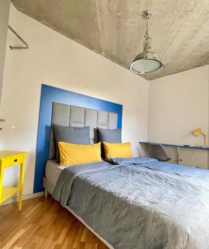 Ένα ή περισσότερα κρεβάτια σε δωμάτιο στο LikeHome gemütliches Privatzimmer im Haus, Hasenfelder Weg 15 in Heinersdorf