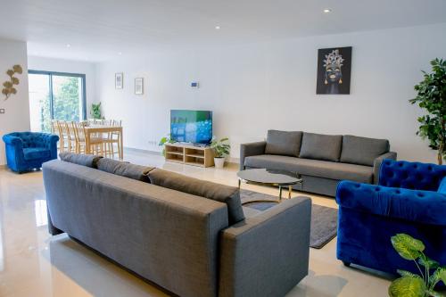 Residence VELOURS avec terrasse , jardin et parking