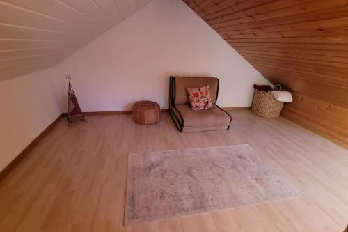 Appartement spacieux à Lausanneにあるシーティングエリア