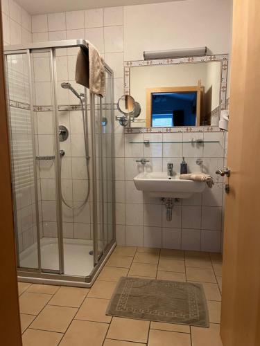 Koupelna v ubytování Sagebruenndle Appartements