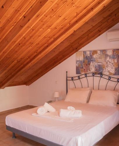 Gallery image of Villa Sissy Studios & Apartments in Sivota