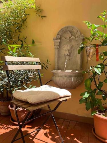 ROMA - antique apartment with private terrace