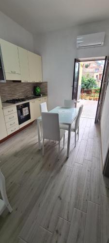 Kuchyň nebo kuchyňský kout v ubytování Residence Volpe