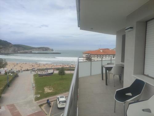 Gallery image of Apartamento en la playa in Górliz-Elexalde