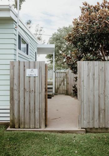 Φωτογραφία από το άλμπουμ του Surfside Cudmirrah Beach σε Berrara