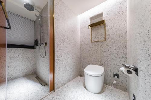 Koupelna v ubytování CitiGO Hotel Yuexiu Ouzhuang MTR Station Ghuangzhou - Free shuttle between hotel and Exhibition Center during Canton Fair