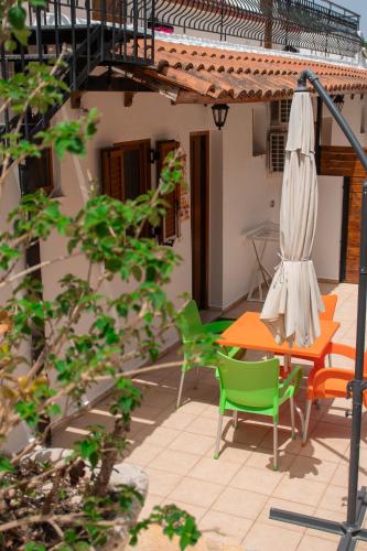 Gallery image of Villa Sissy Studios & Apartments in Sivota
