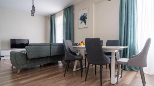 Apartment in Tbilisi “Green Budapest “
