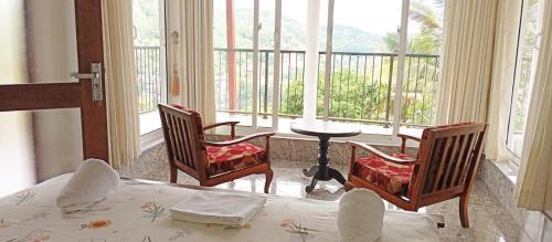 Posezení v ubytování Kandyan View Homestay -Foreign