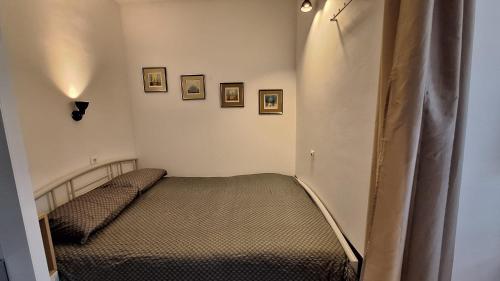 Postel nebo postele na pokoji v ubytování Šibenik Gorica Studio apartman 5XL
