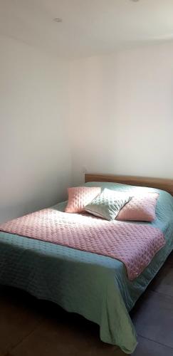 Ένα ή περισσότερα κρεβάτια σε δωμάτιο στο Casa