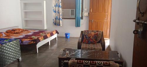 Rashi home stayにあるベッド