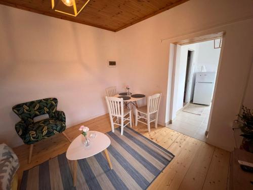 Χώρος καθιστικού στο Agnes Rooms