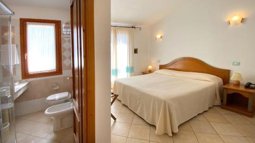 Koupelna v ubytování Le Anfore Hotel