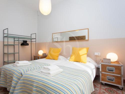 Big apartment for 6 in gracia
