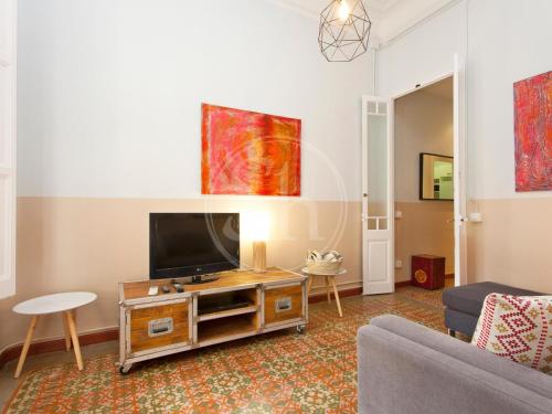 Big apartment for 6 in gracia