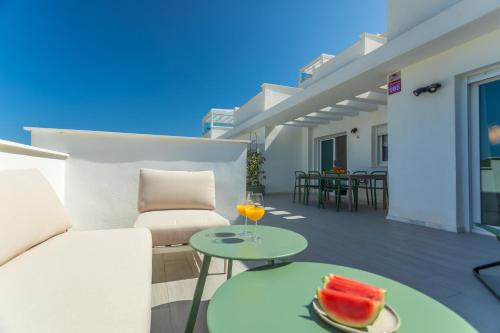 Gran terraza con vistas, Piscina & WIFI - Aparcamiento privado